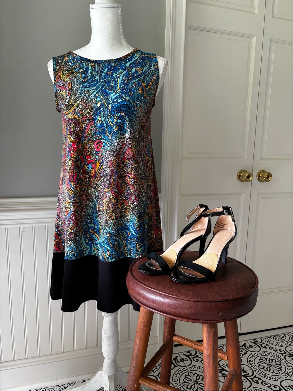 Ronni Nicole Sleeveless Paisley Mini Dress with Black Hem - Multicolor